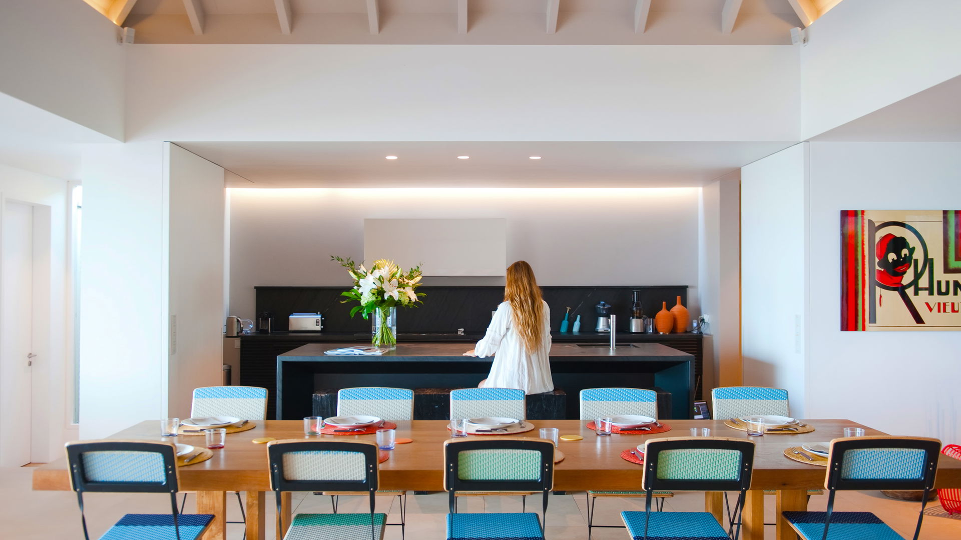 KITCHEN & DINING AREA