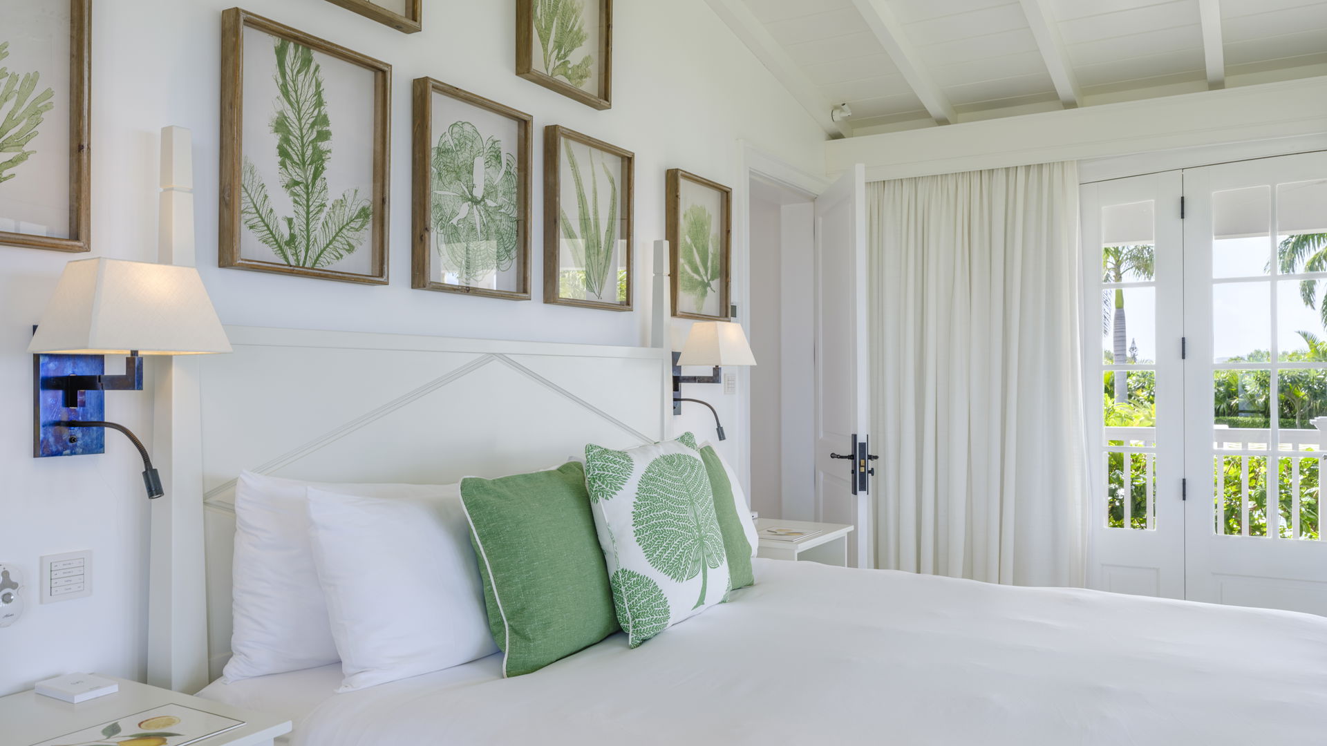 BEDROOM 1