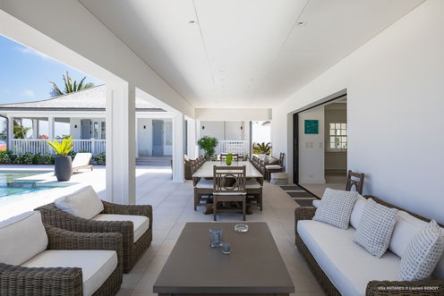 VILLA ANTARES KITCHEN & DINING AREA 1