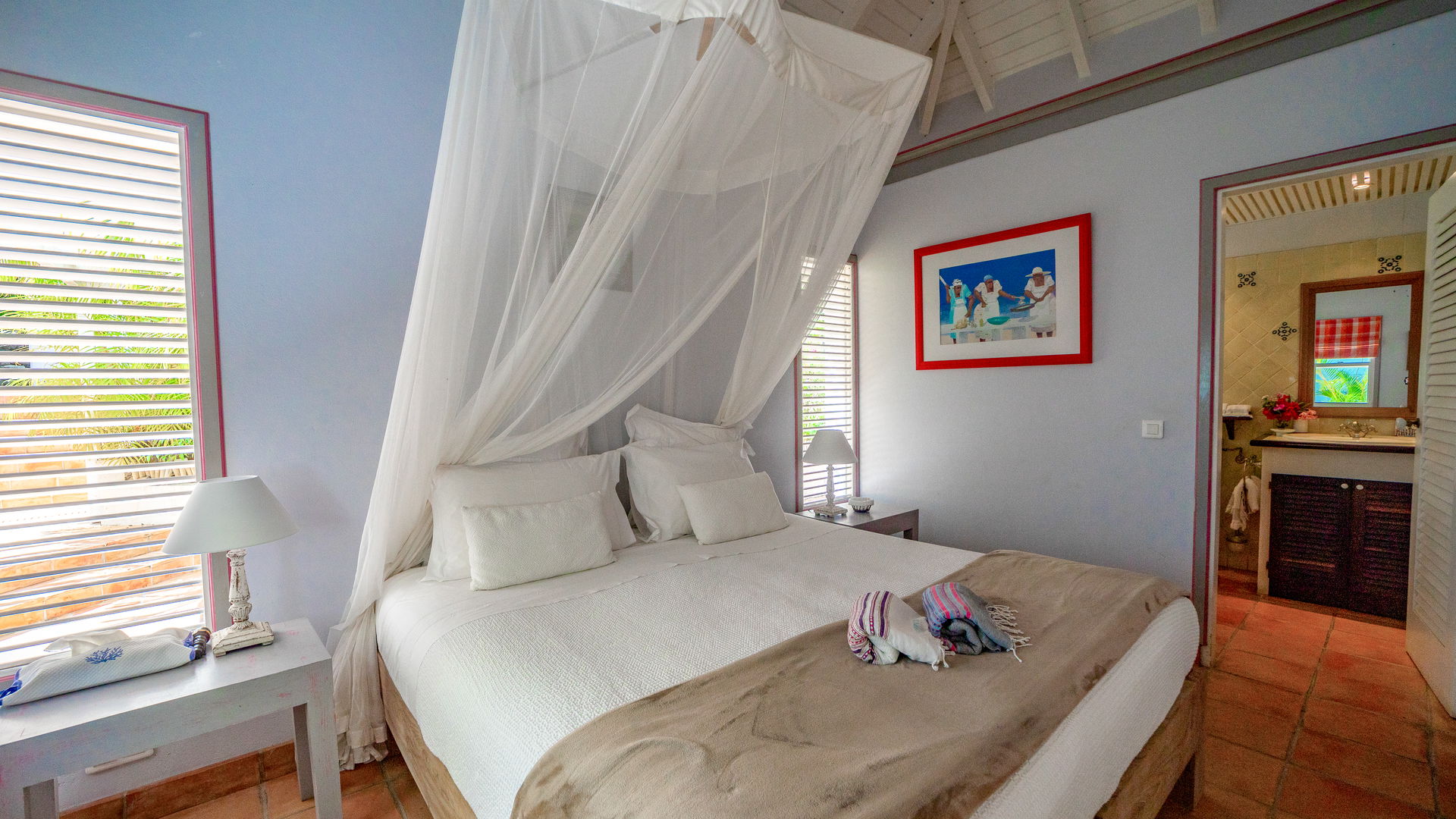 BEDROOM 2