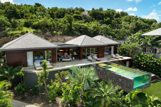 VILLA GOLDEN EYE AERIAL VIEWS 5