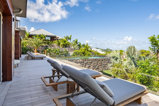 VILLA GOLDEN EYE BEDROOM1 20