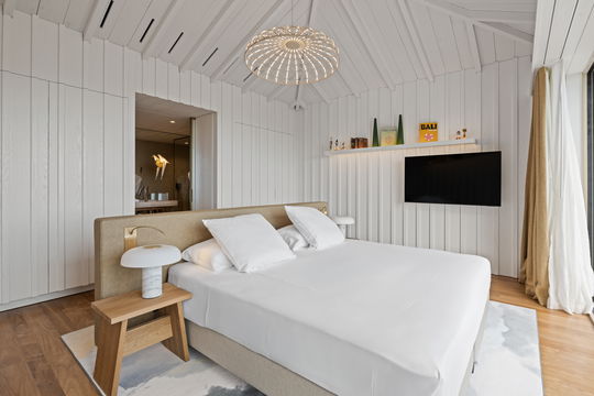 VILLA GOLDEN EYE BEDROOM2 10