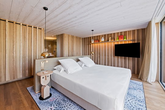 VILLA GOLDEN EYE BEDROOM3 1