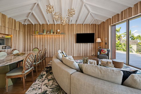 VILLA GOLDEN EYE LIVING AREA 1