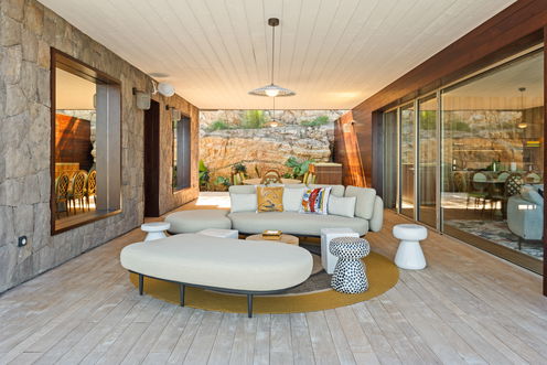 VILLA GOLDEN EYE OUTDOOR LOUNGE AREA 1