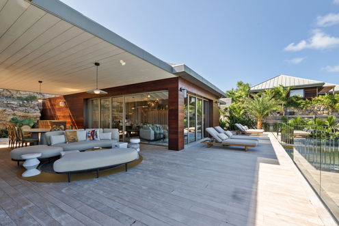 VILLA GOLDEN EYE OUTDOOR LOUNGE AREA 3