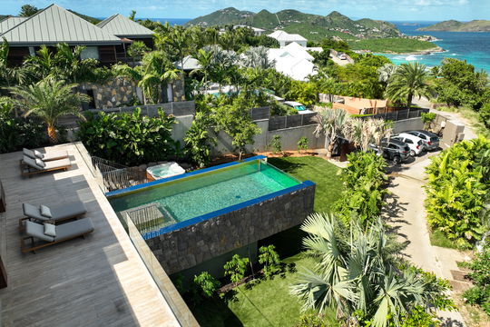 VILLA GOLDEN EYE POOL & TERRACE 8