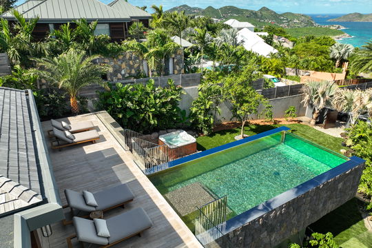 VILLA GOLDEN EYE POOL & TERRACE 9