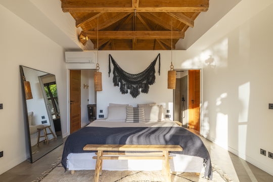 VILLA GYPSET BEDROOM1 2
