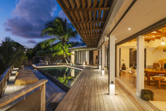 VILLA GYPSET BY NIGHT 3