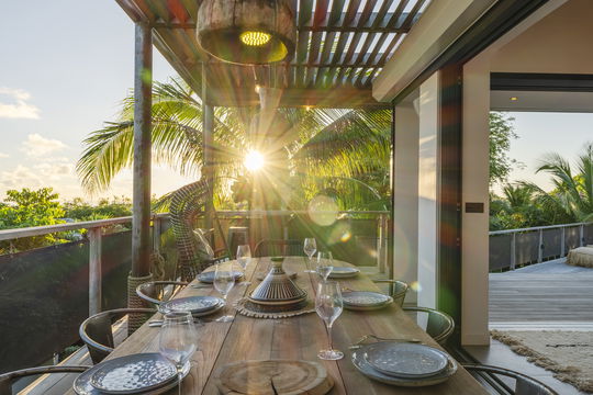 VILLA GYPSET KITCHEN & DINING AREA 13