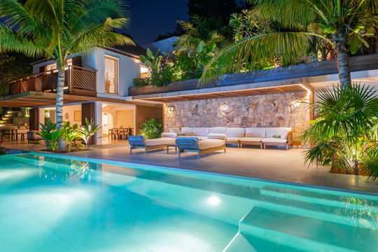 VILLA LA BULLE BY NIGHT 2