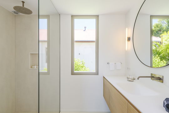 VILLA INDIGO BEDROOM1 6
