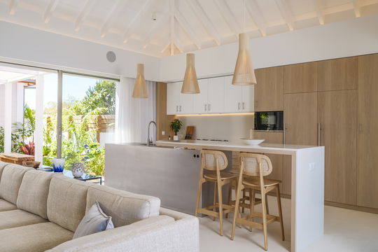 VILLA INDIGO KITCHEN & DINING AREA 1