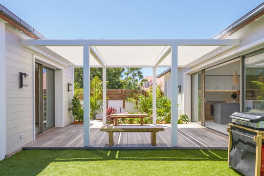 VILLA INDIGO OUTDOORS 4