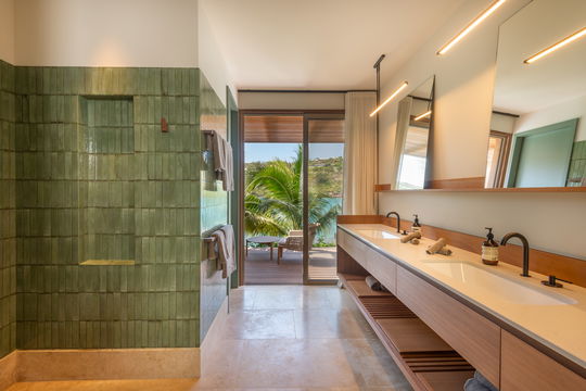 VILLA LINDA BEDROOM1 6