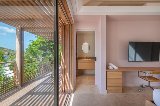 VILLA LINDA BEDROOM3 4