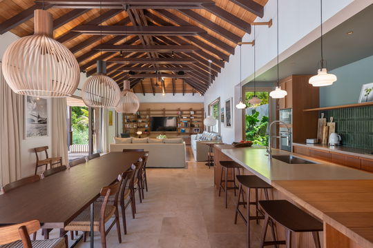 VILLA LINDA KITCHEN & DINING AREA 2