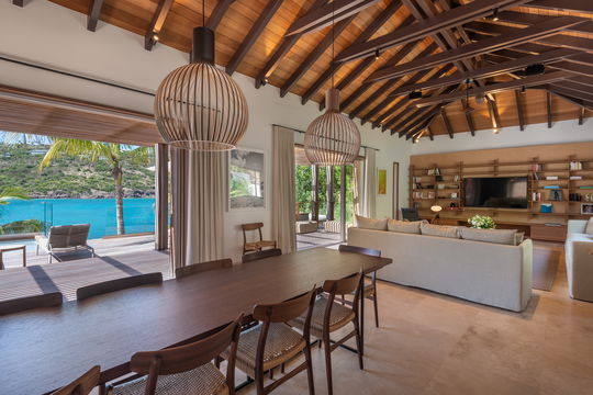 VILLA LINDA KITCHEN & DINING AREA 3
