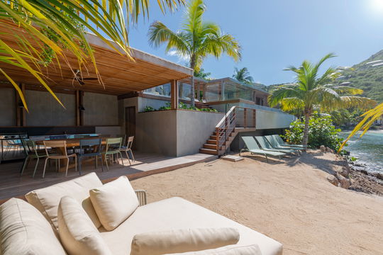 VILLA LINDA OUTDOORS 5