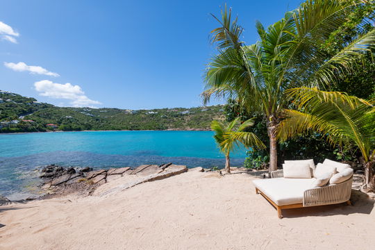 VILLA LINDA OUTDOORS 6