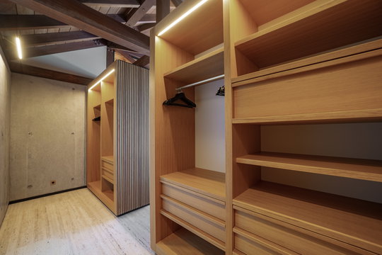 VILLA MANOIR VOLTAIRE BEDROOM1 13