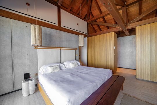 VILLA MANOIR VOLTAIRE BEDROOM1 7