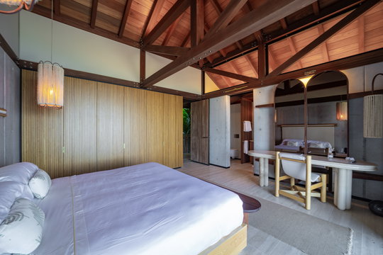 VILLA MANOIR VOLTAIRE BEDROOM2 8