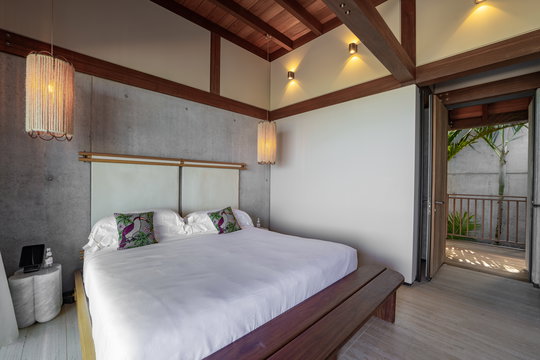 VILLA MANOIR VOLTAIRE BEDROOM3 7