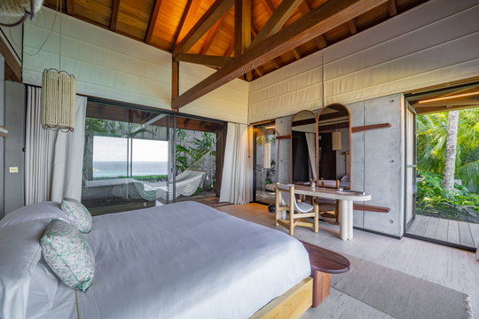 VILLA MANOIR VOLTAIRE BEDROOM5 10