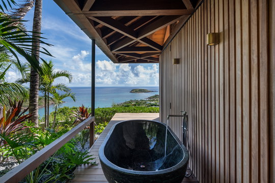 VILLA MANOIR VOLTAIRE BEDROOM5 12