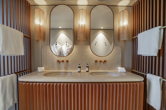 VILLA MANOIR VOLTAIRE BEDROOM5 13