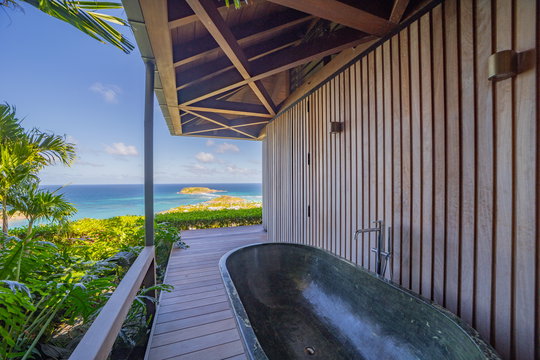 VILLA MANOIR VOLTAIRE BEDROOM5 14