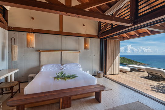 VILLA MANOIR VOLTAIRE BEDROOM7 2