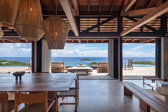 VILLA MANOIR VOLTAIRE KITCHEN & DINING AREA 1