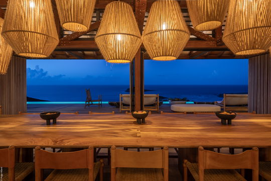 VILLA MANOIR VOLTAIRE KITCHEN & DINING AREA 11