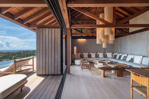 VILLA MANOIR VOLTAIRE LIVING AREA 1