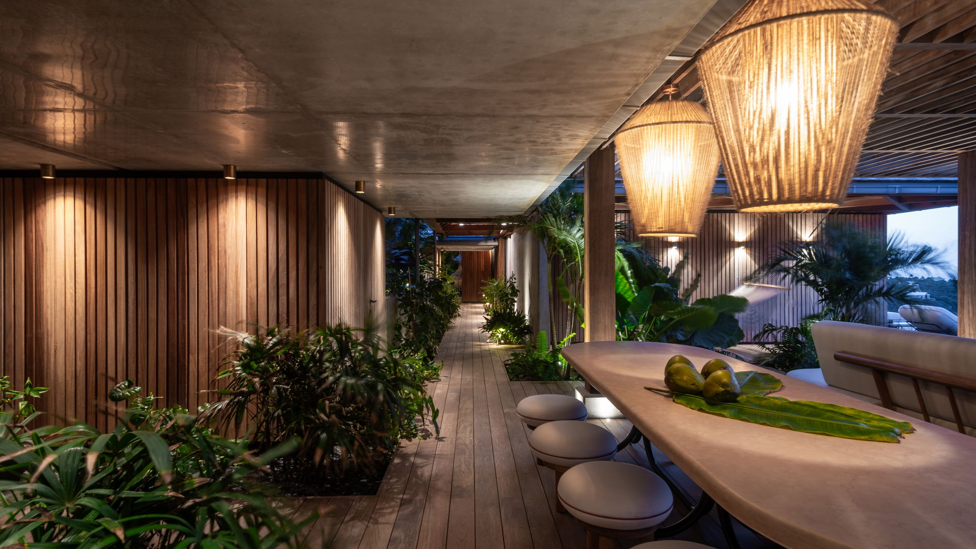 TI MANOIR KITCHEN & DINING AREA