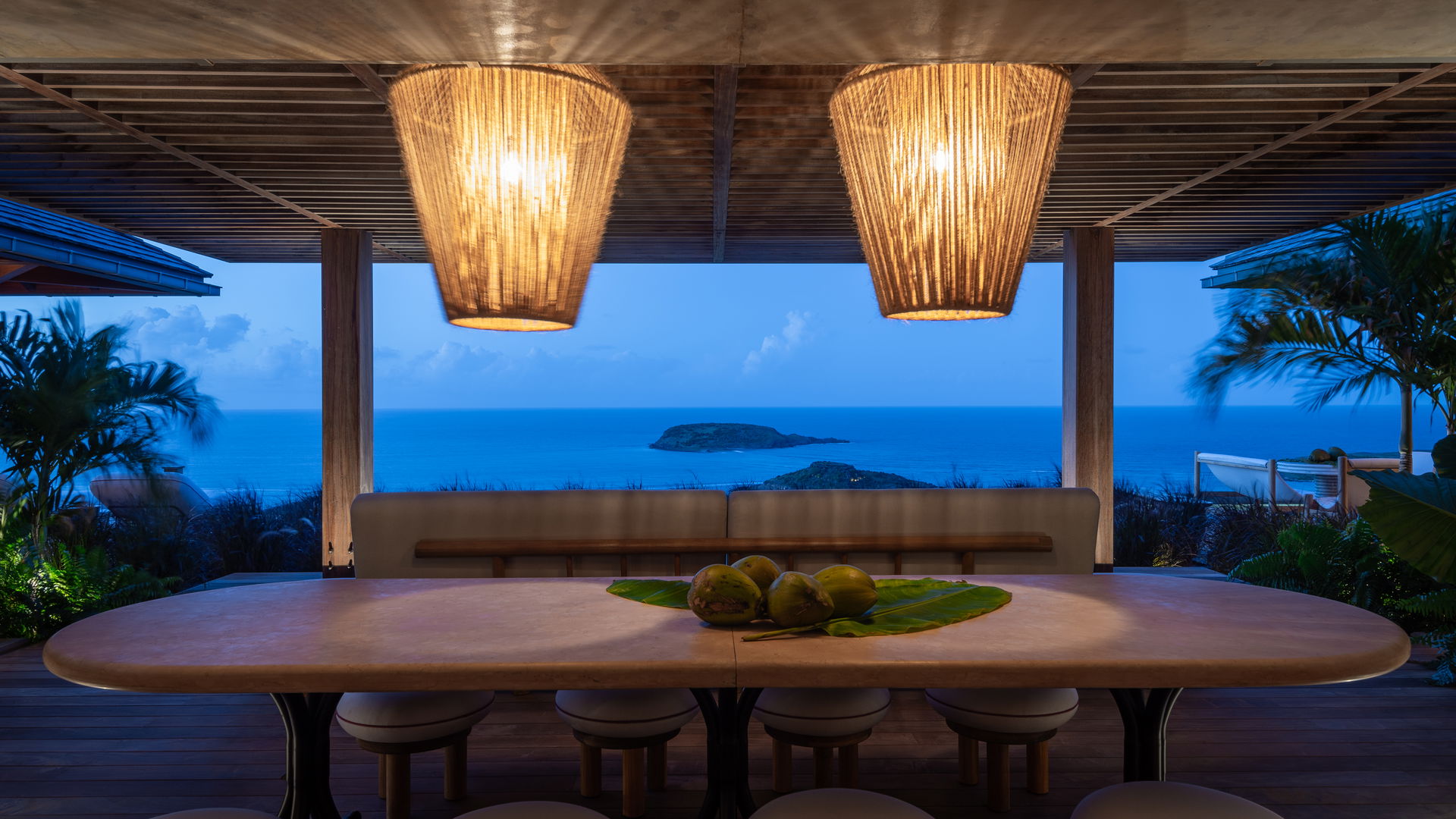 TI MANOIR KITCHEN & DINING AREA