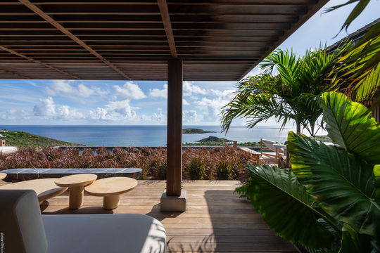 VILLA MANOIR VOLTAIRE TI MANOIR LOUNGE AREA 2