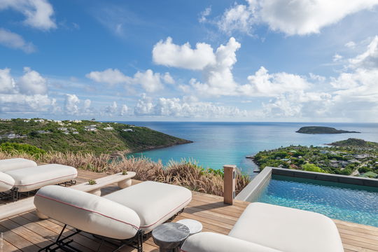 VILLA MANOIR VOLTAIRE TI MANOIR POOL & TERRACE 10