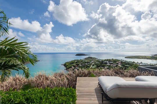 VILLA MANOIR VOLTAIRE TI MANOIR POOL & TERRACE 11