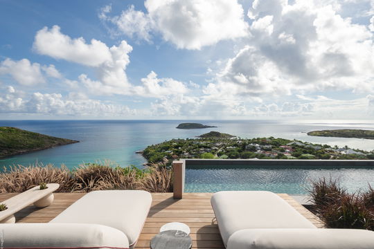 VILLA MANOIR VOLTAIRE TI MANOIR POOL & TERRACE 2