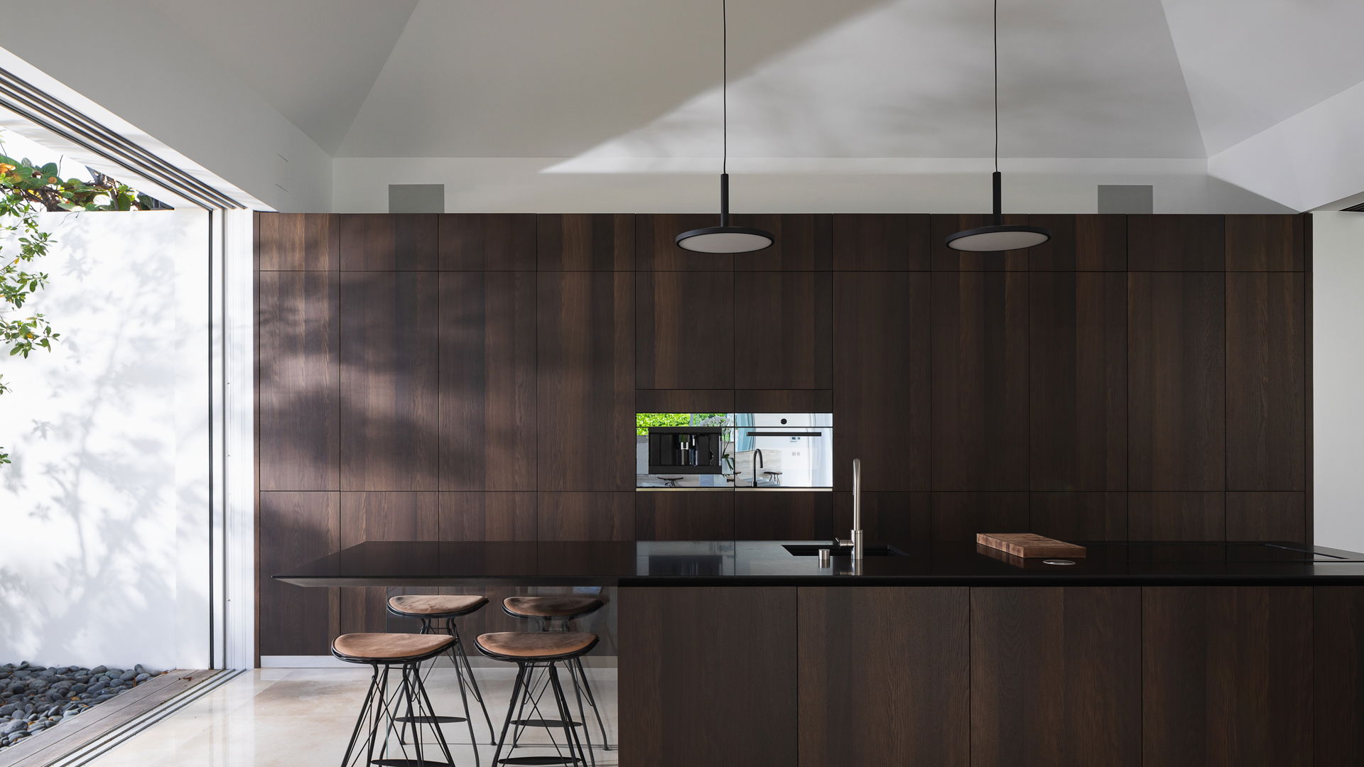 KITCHEN & DINING AREA