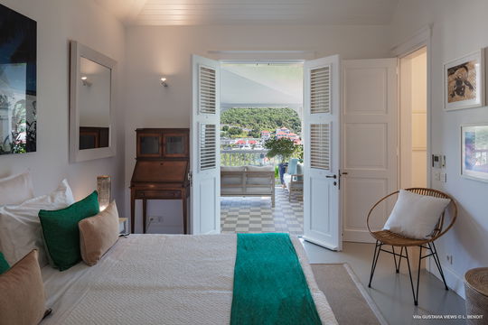 VILLA GUSTAVIA VIEWS BEDROOM1 1