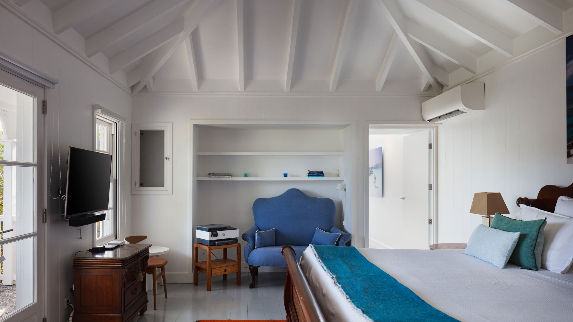 BEDROOM 4