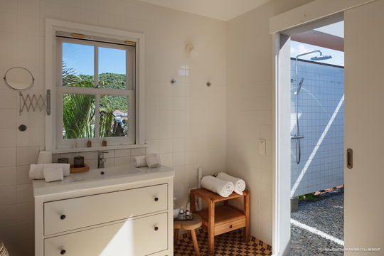 VILLA GUSTAVIA VIEWS BEDROOM4 4