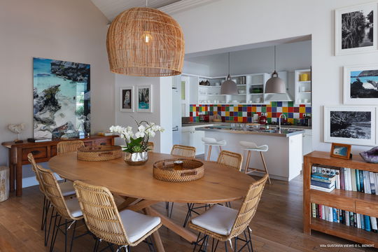 VILLA GUSTAVIA VIEWS KITCHEN & DINING AREA 1