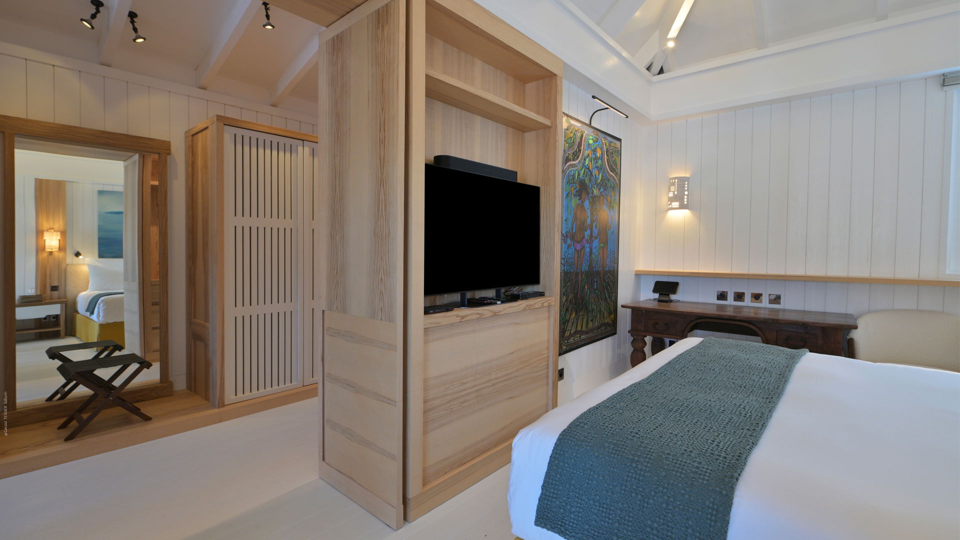 BEDROOM 1